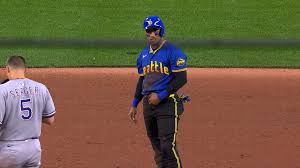 Seattle Mariner Stole second base