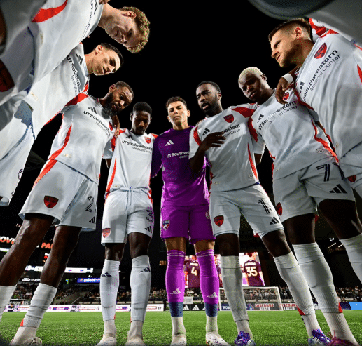 FC Dallas Soccer team huddle before match.