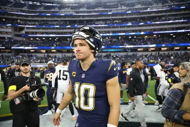 Chargers make Justin Herbert decision