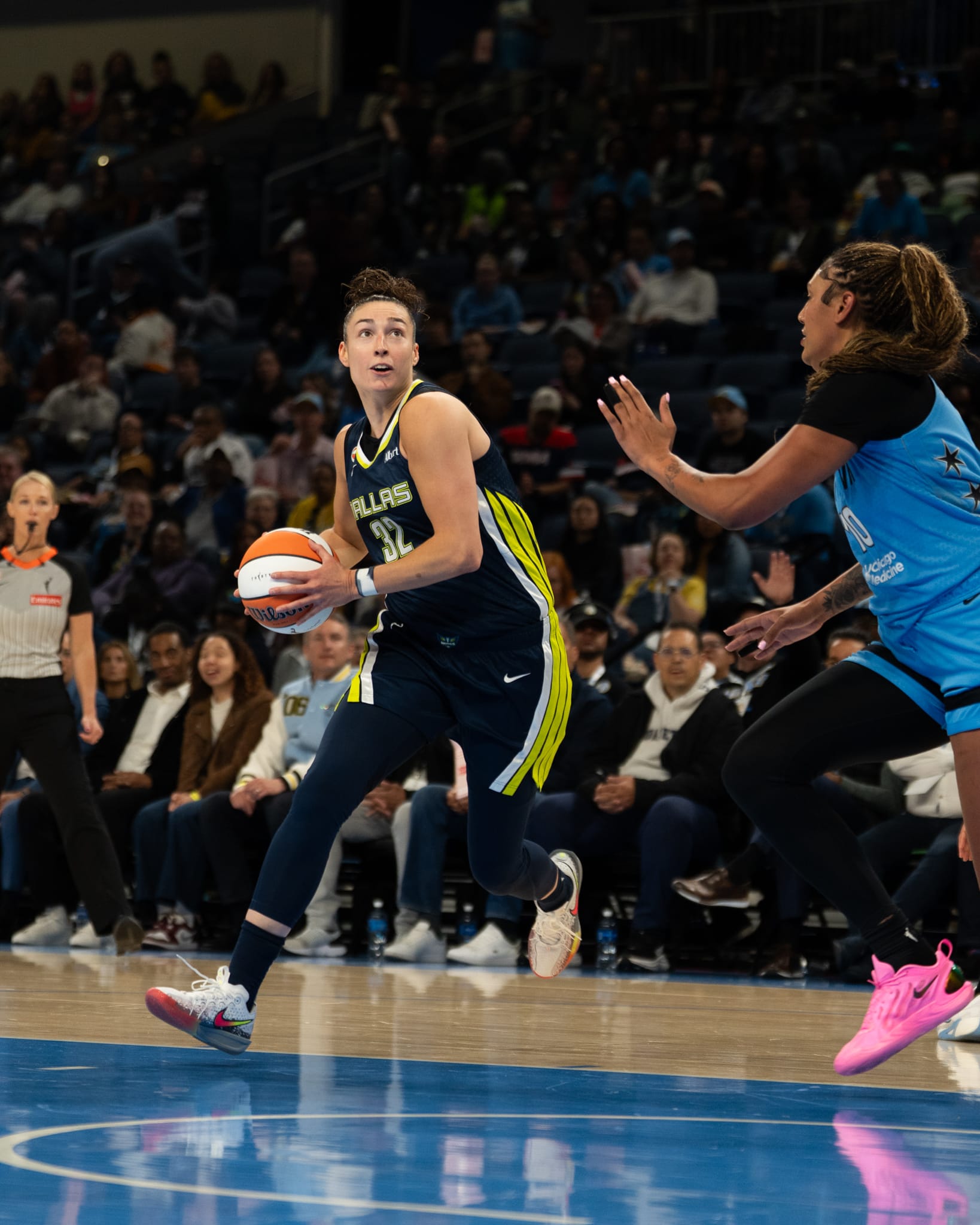 Jessica Sheppard WNBA Basketball players in action during game