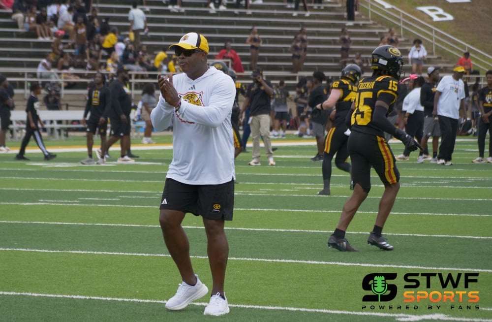 SWAC Recap: Grambling State Stuns Alcorn State 63-59 With Late Homecoming Comeback 11 Grambling vs Prairie View Sideline 64