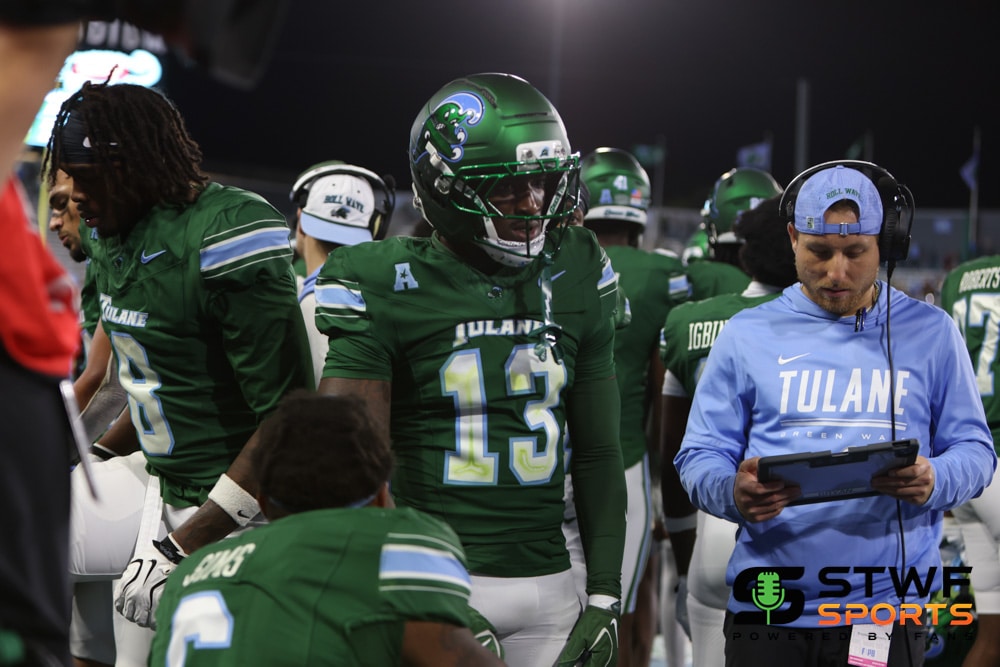 FBS Recap: Tulane Forces Six Turnovers, Pulls Away From Memphis for 31-17 Home Win 2 Tulane vs Memphis 2